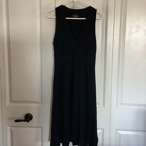 L.L. Bean Black Sleeveless V-Neck Midi Dress with Defined Waist